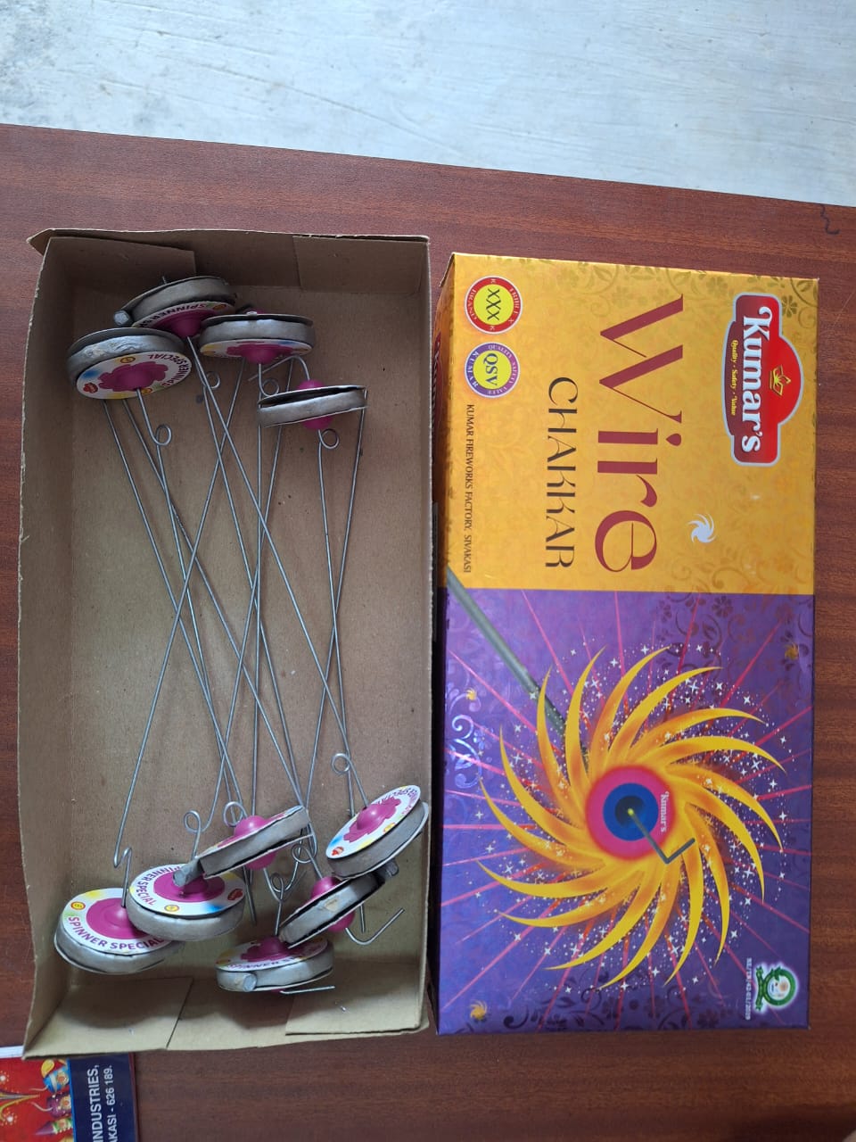Krish Crackers Wire Chakkar Mathapoo